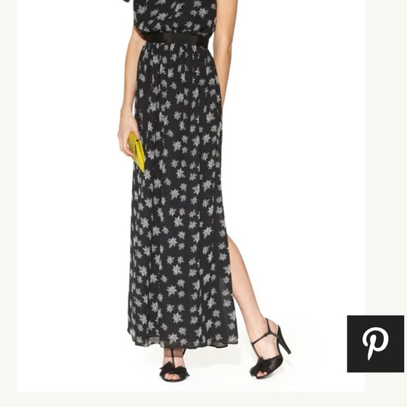 Chic Black  Maxi Dress Shimmering Stars - Picture 1 of 4